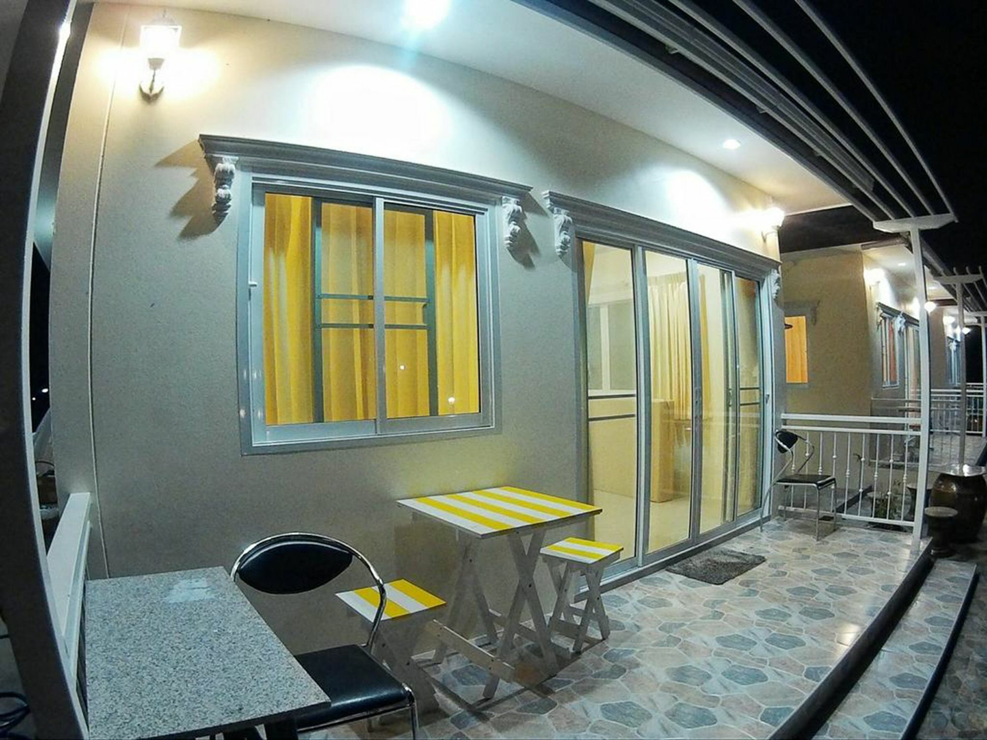 Sky And Water Resort Cha-am Exterior foto
